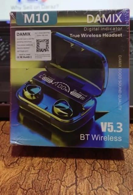 Water resistan black wireless Earbuds with long battery